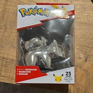 Pokemon Silver Bulbasaur Collectible Figure